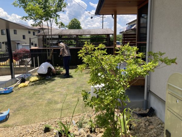 住まいとつながる、庭づくりのお手伝いをしています。